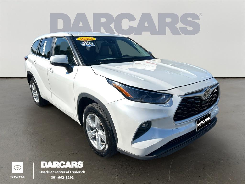 used 2023 Toyota Highlander car, priced at $31,640