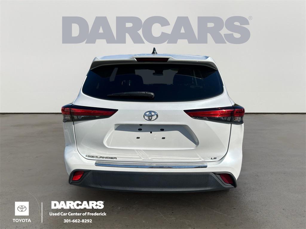 used 2023 Toyota Highlander car, priced at $31,640