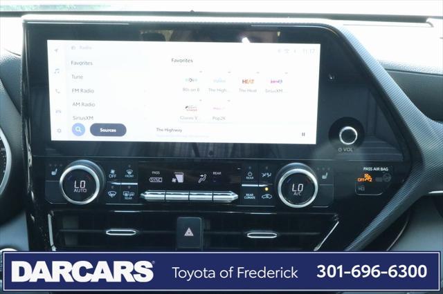 used 2024 Toyota Highlander car, priced at $44,991