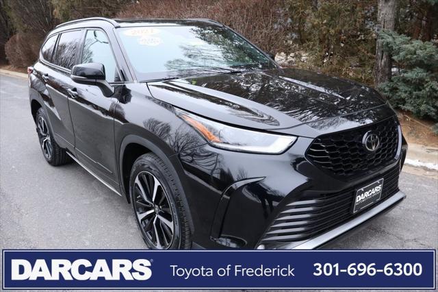 used 2021 Toyota Highlander car, priced at $33,791