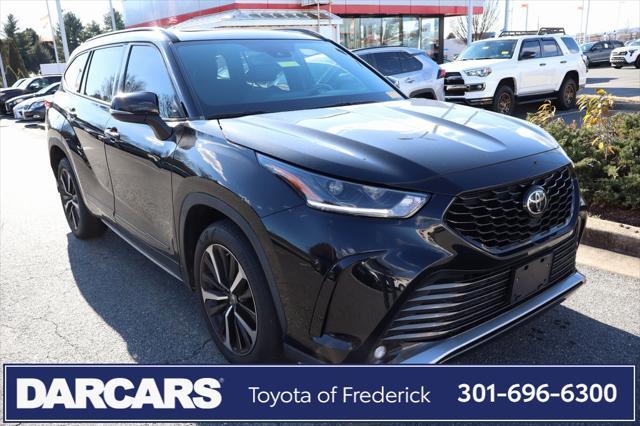 used 2021 Toyota Highlander car, priced at $34,491