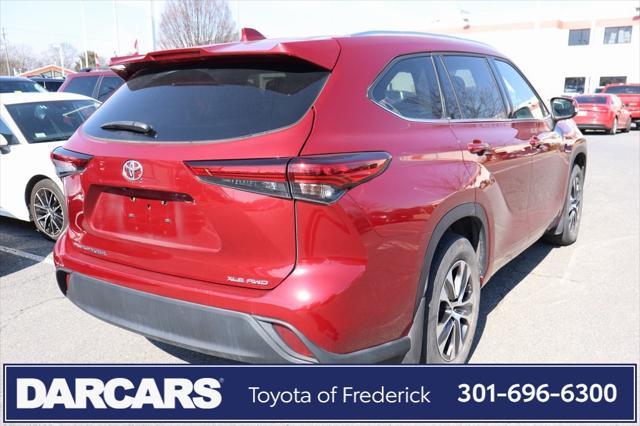 used 2021 Toyota Highlander car, priced at $31,791