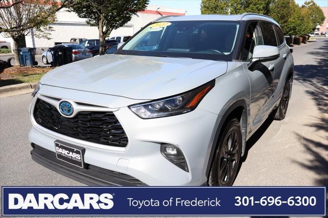 used 2022 Toyota Highlander Hybrid car, priced at $37,791