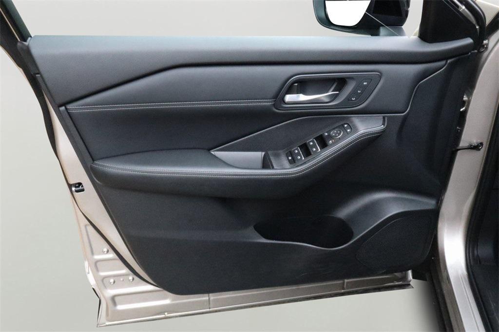 used 2024 Nissan Rogue car, priced at $28,340