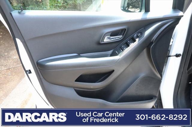 used 2022 Chevrolet Trax car, priced at $18,540