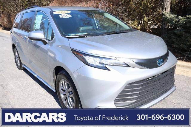 used 2023 Toyota Sienna car, priced at $38,991