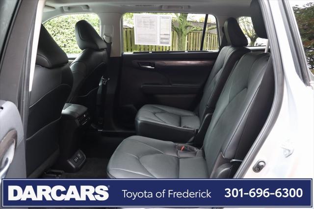 used 2023 Toyota Highlander Hybrid car, priced at $47,991