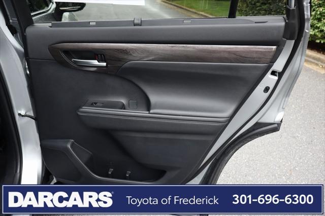 used 2023 Toyota Highlander Hybrid car, priced at $47,991