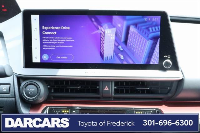 new 2025 Toyota Prius Plug-In Hybrid car, priced at $44,294