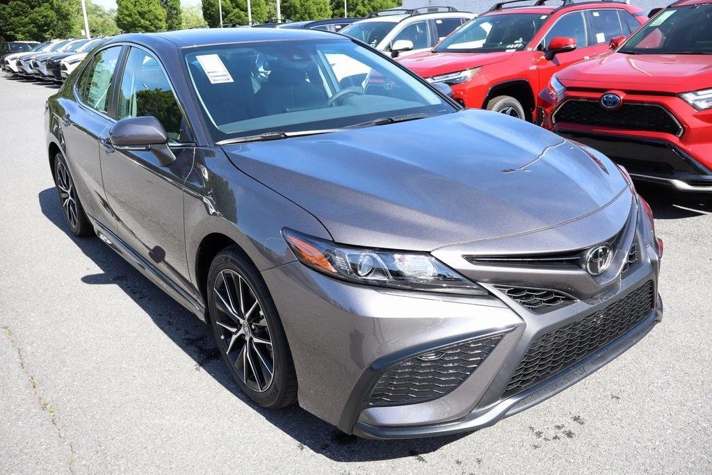 new 2024 Toyota Camry car