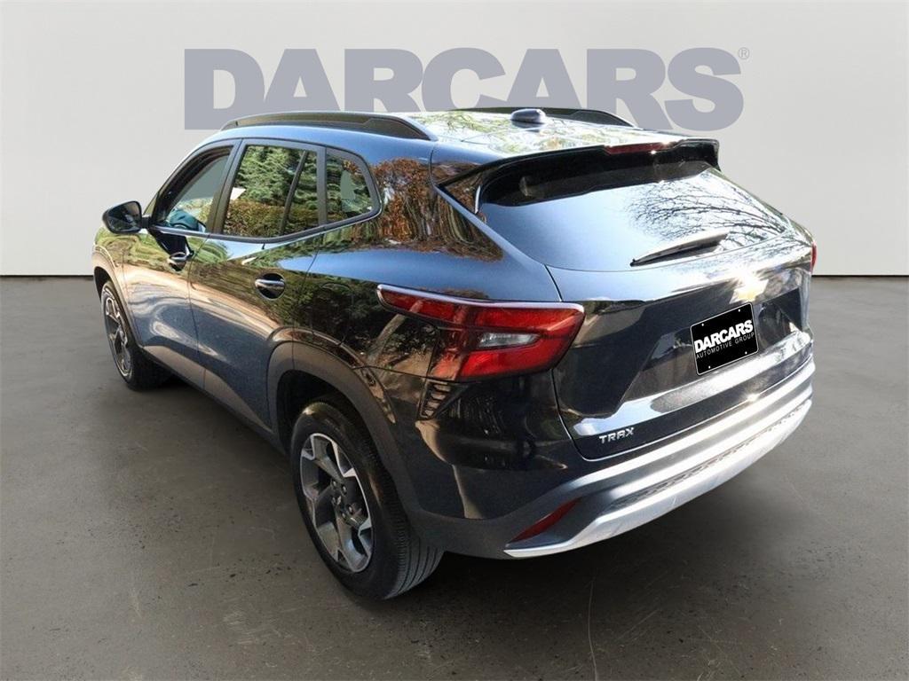 used 2024 Chevrolet Trax car, priced at $21,991