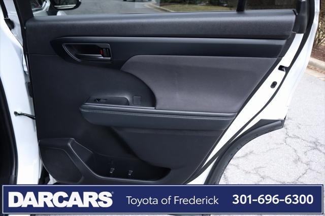 used 2023 Toyota Highlander car, priced at $32,440