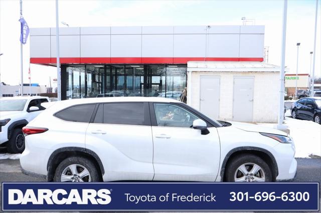 used 2023 Toyota Highlander car, priced at $33,840