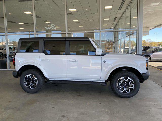 new 2024 Ford Bronco car, priced at $53,301