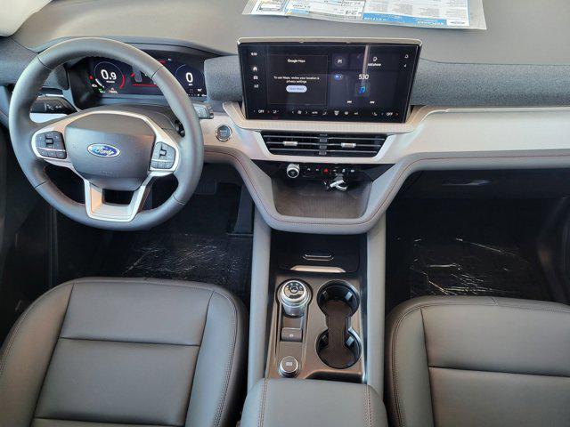 new 2025 Ford Explorer car, priced at $40,831