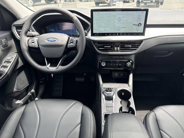 new 2025 Ford Escape PHEV car, priced at $40,721