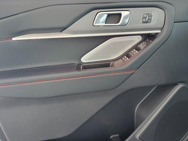 new 2025 Ford Explorer car, priced at $56,921