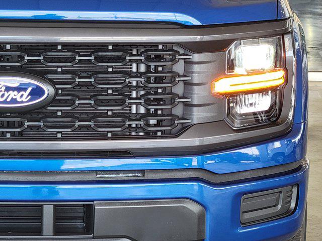 new 2025 Ford F-150 car, priced at $41,611