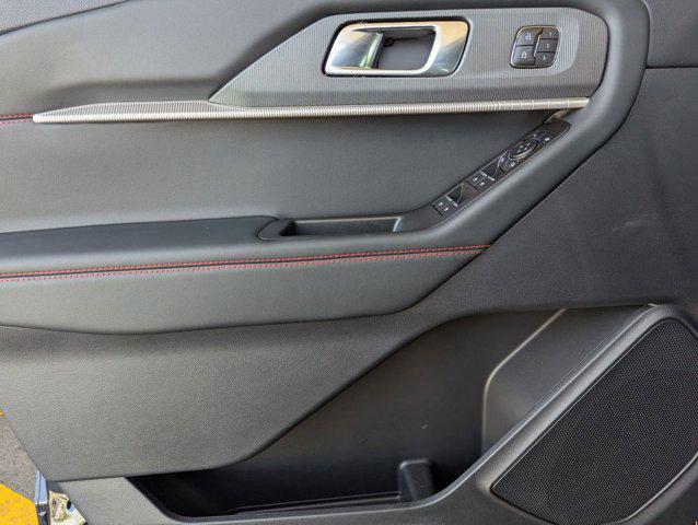new 2025 Ford Explorer car, priced at $44,552