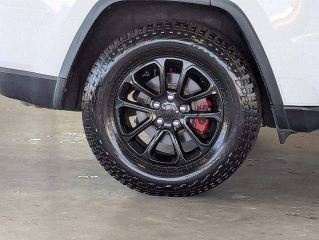 used 2014 Jeep Grand Cherokee car, priced at $12,999