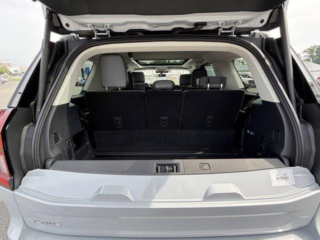 new 2025 Ford Expedition car, priced at $64,461