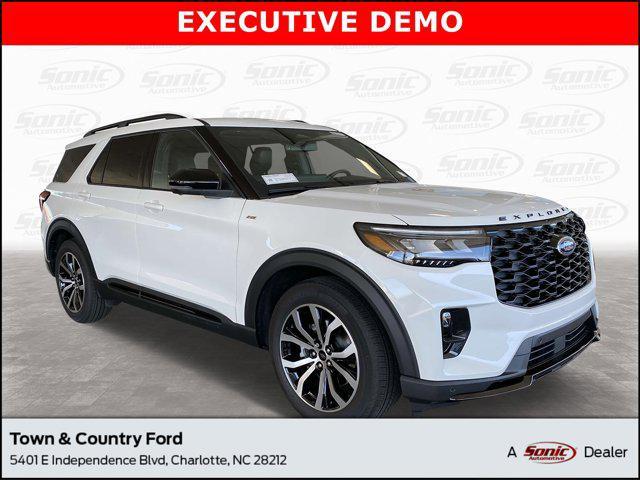 new 2025 Ford Explorer car, priced at $44,724