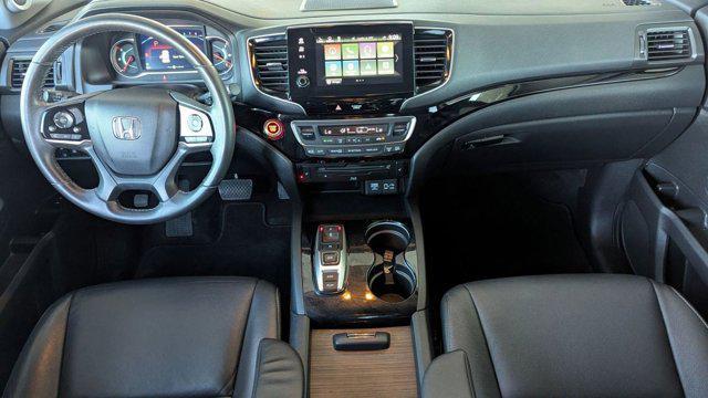 used 2022 Honda Pilot car, priced at $28,999