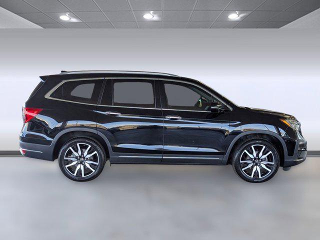 used 2022 Honda Pilot car, priced at $28,999