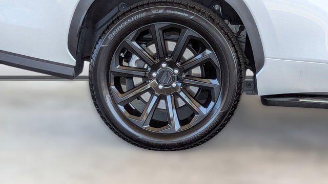 used 2023 Toyota Highlander car, priced at $35,999