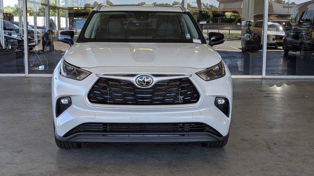 used 2023 Toyota Highlander car, priced at $35,999