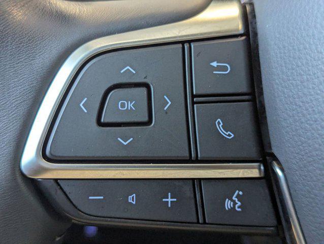 used 2021 Toyota Highlander car, priced at $26,996