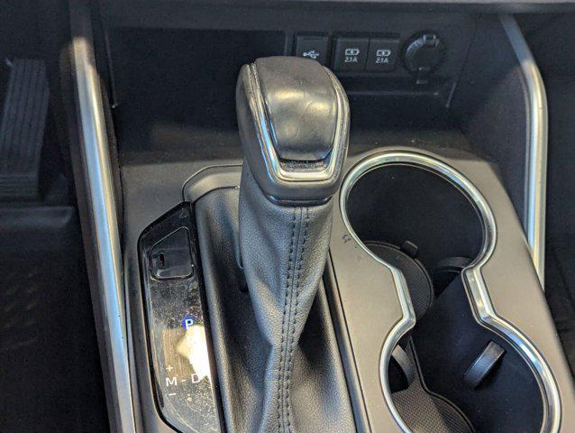 used 2021 Toyota Highlander car, priced at $26,996