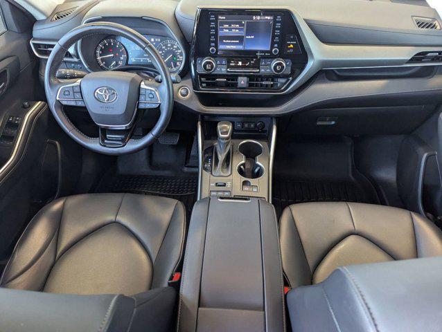 used 2021 Toyota Highlander car, priced at $26,996