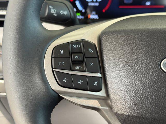 new 2025 Ford Explorer car, priced at $37,693