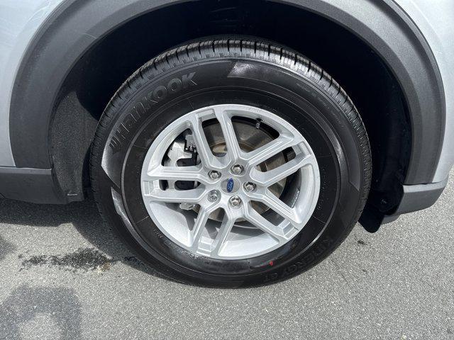 used 2025 Ford Explorer car, priced at $40,083