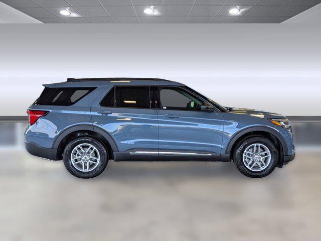 new 2025 Ford Explorer car, priced at $40,682