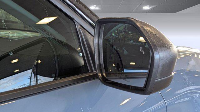 new 2025 Ford Explorer car, priced at $40,682