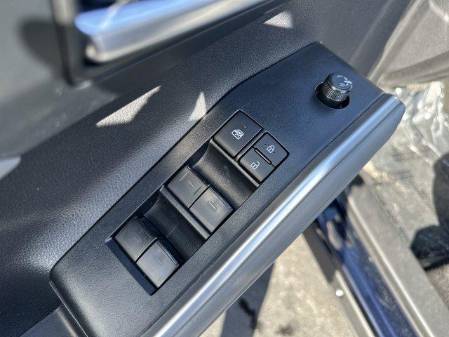 used 2025 Toyota Highlander car, priced at $45,821