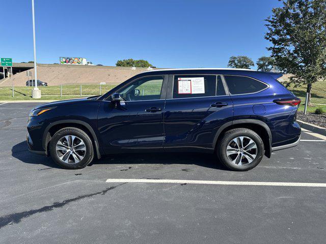 used 2025 Toyota Highlander car, priced at $45,821