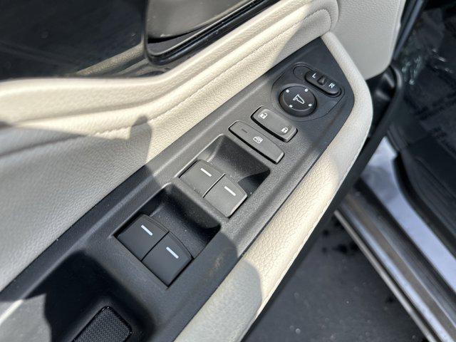 used 2025 Honda Odyssey car, priced at $47,076