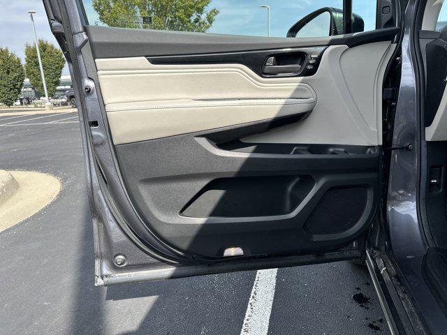 used 2025 Honda Odyssey car, priced at $47,076