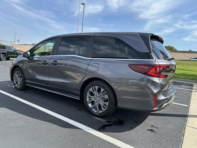 used 2025 Honda Odyssey car, priced at $47,076