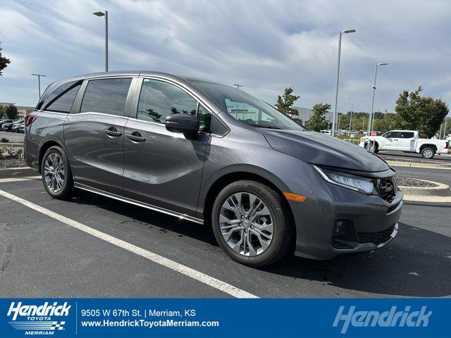 used 2025 Honda Odyssey car, priced at $47,076