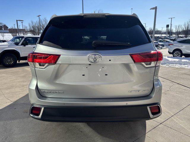 used 2019 Toyota Highlander car, priced at $33,292