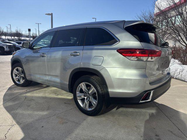 used 2019 Toyota Highlander car, priced at $33,292