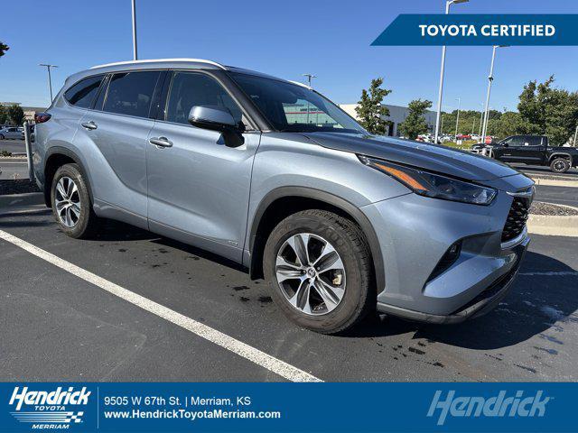 used 2022 Toyota Highlander Hybrid car, priced at $40,044