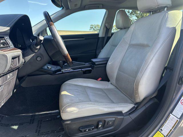 used 2014 Lexus ES 350 car, priced at $13,420