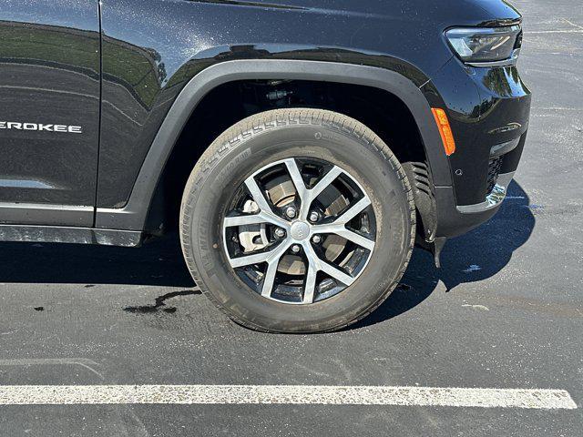 used 2024 Jeep Grand Cherokee L car, priced at $38,336
