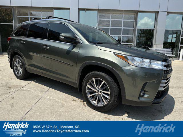used 2019 Toyota Highlander car, priced at $26,569