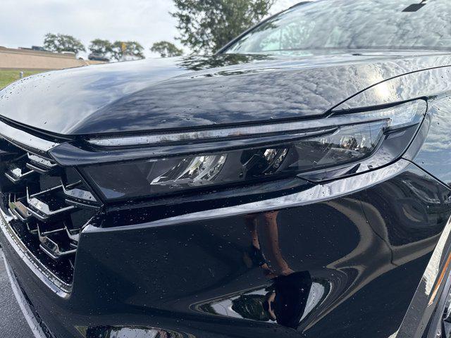 used 2025 Honda CR-V Hybrid car, priced at $37,224
